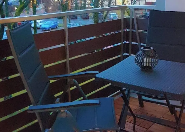Daire Dream Home-3zimmerwohnung, Grosser Balkon, Gegenueber Der Kristall Therme